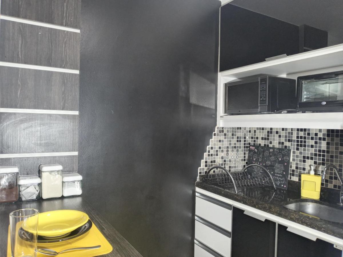 Apartamento Encantador Em กูรีตีบา ภายนอก รูปภาพ